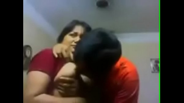 My Indian hot aunty hot kissing me and big boobs sucking