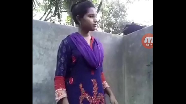 Bangla XXX Teen Village Girl Open Bath Full Nude MMS