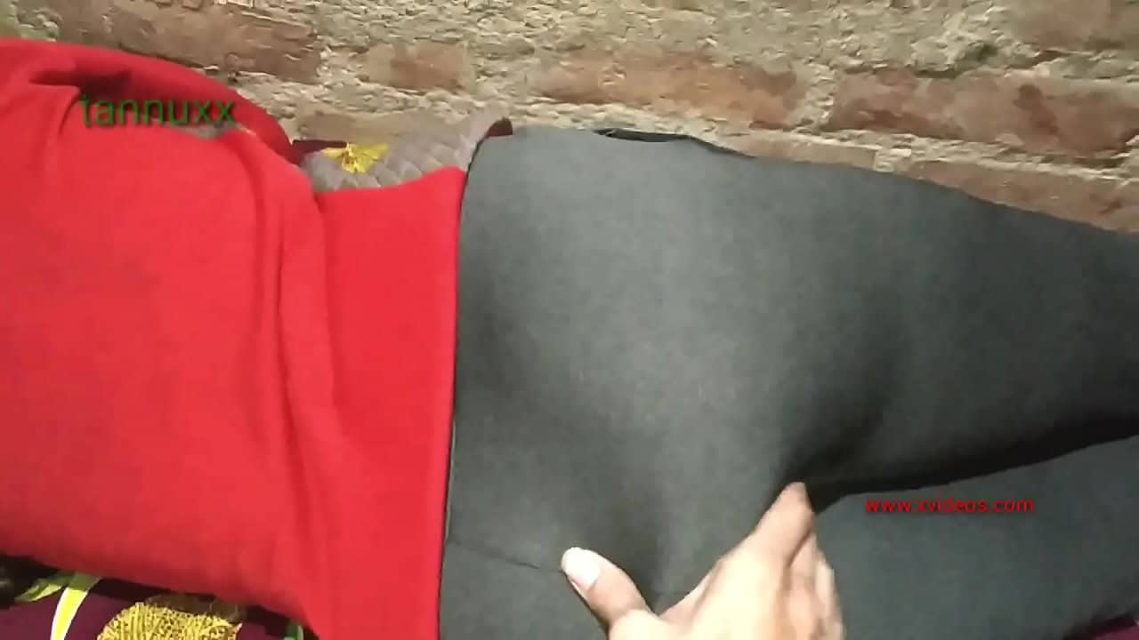 Desi horny girl with big round ass deep anal fucking xxx porn video