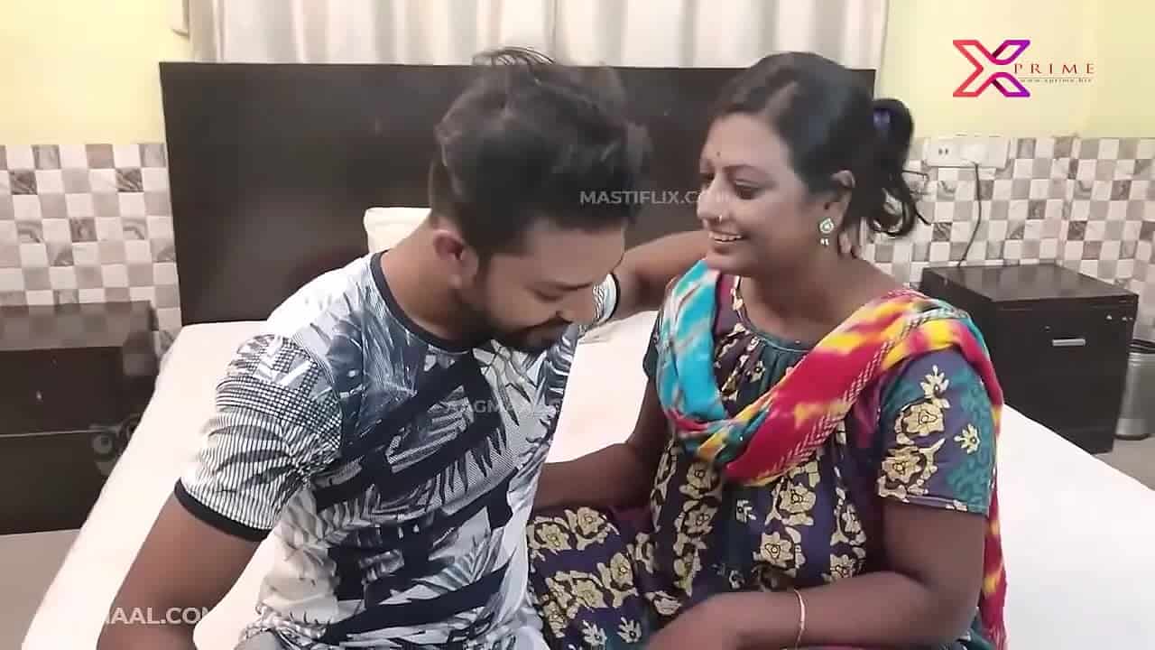 Indian sex com young boy seduces milf maid for hardcore fuck